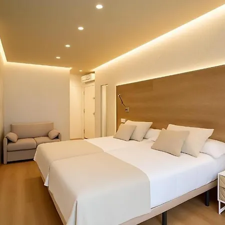 Irun Rooms 3* Irun